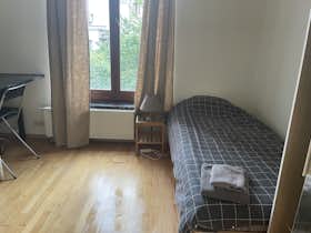 Studio for rent for €800 per month in Saint-Josse-ten-Noode, Rue Saint-Josse