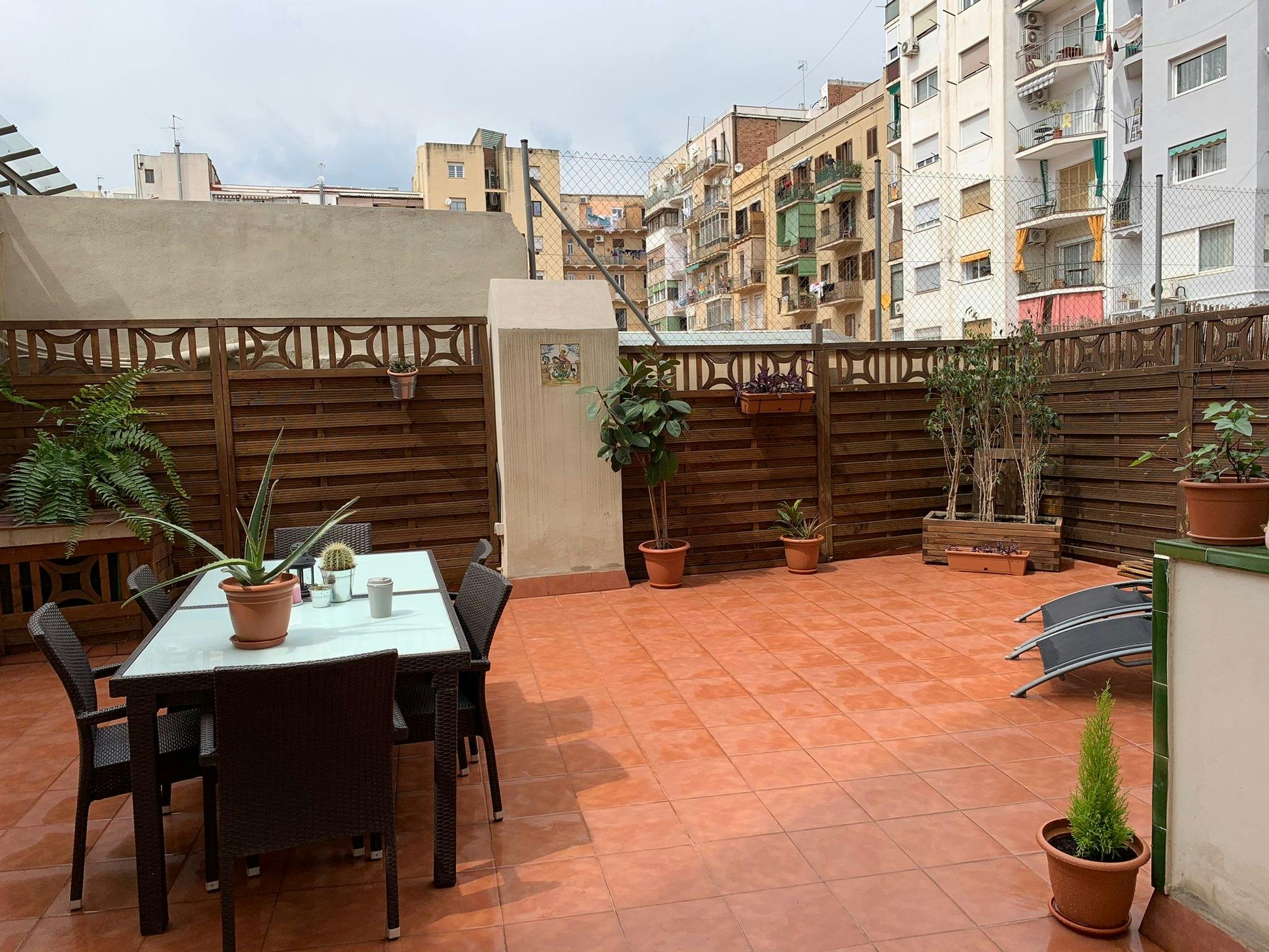 Apartamento en alquiler por 1486 € al mes en Barcelona, Carrer del Consell de Cent