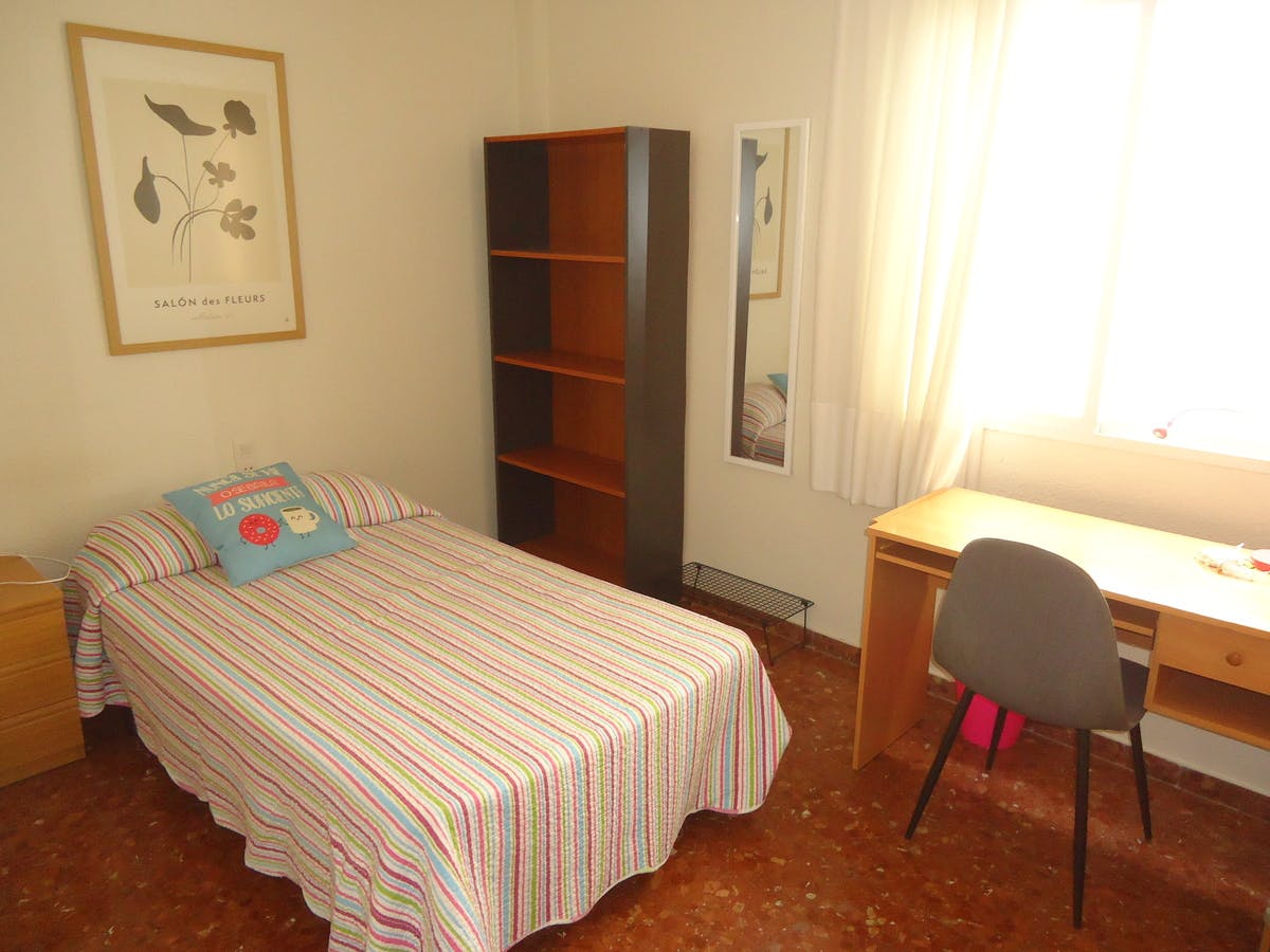 Приватна кімната за оренду для 260 EUR на місяць у Córdoba, Calle Damasco