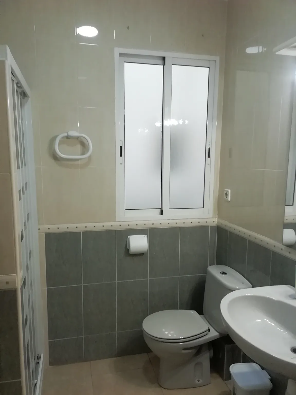 Private room in Calle Floridablanca, Murcia (684474) ROOM 1