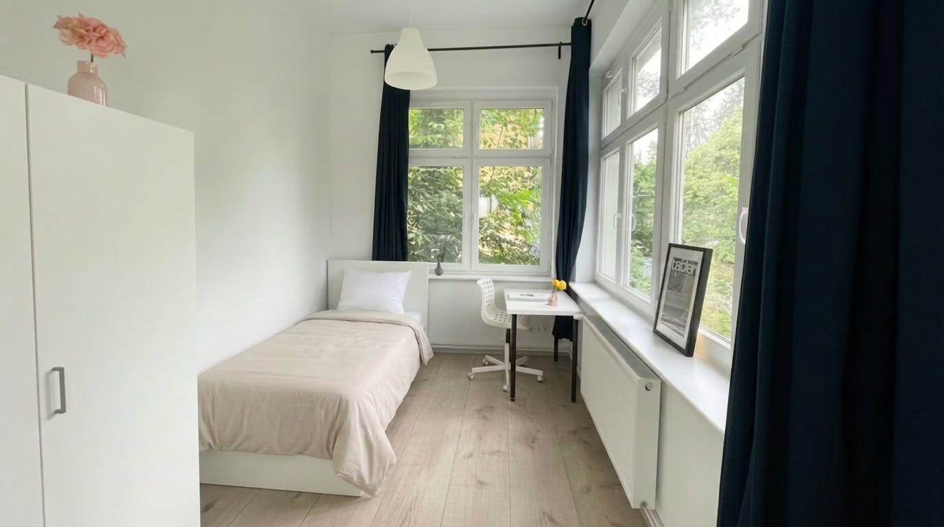 WG-Zimmer zu mieten für 700 € pro Monat in Potsdam, Karl-Marx-Straße
