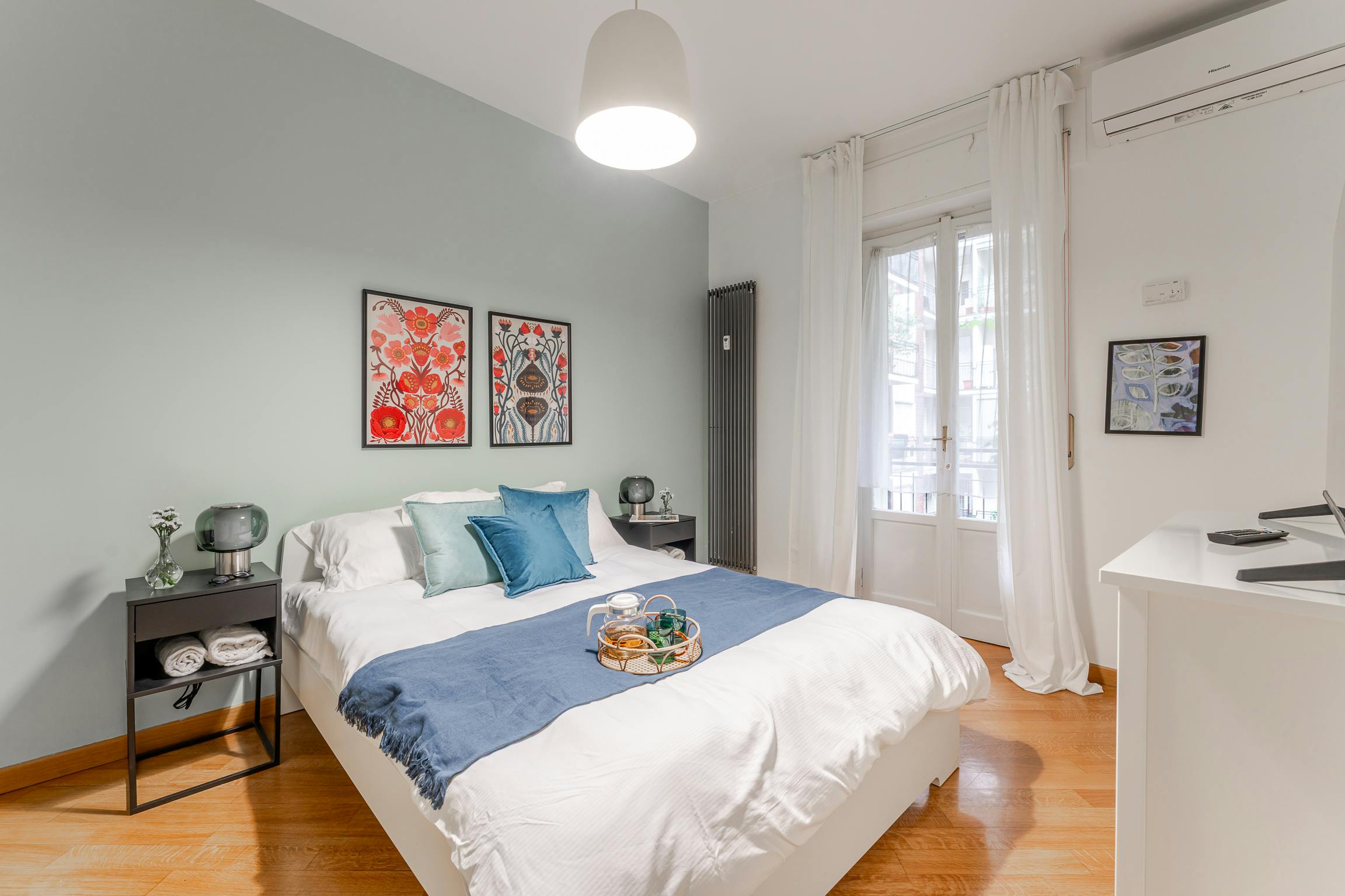 Apartment for rent for €2,200 per month in Milan, Via Tortona