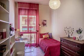 Private room for rent for €500 per month in Florence, Via del Ponte alle Mosse