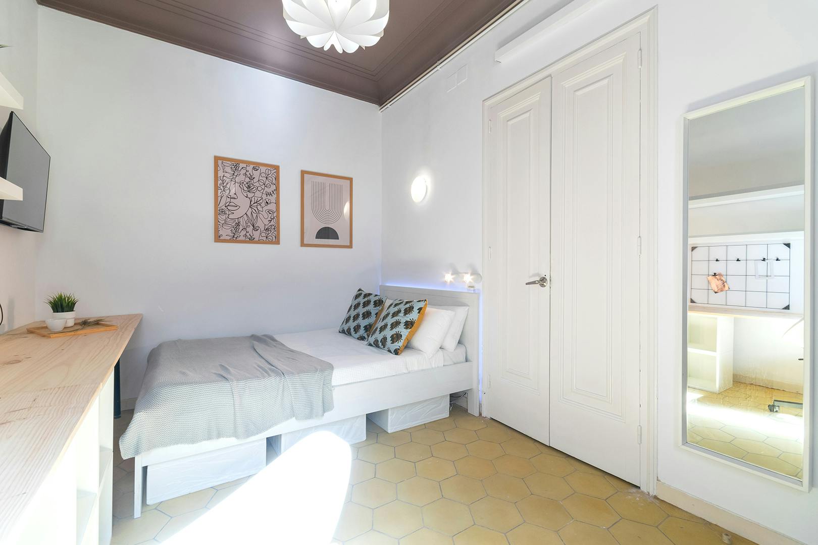 preview gallery tile