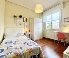 Отдельная комната сдается в аренду за 560 € в месяц в Bilbao, Avenida del Ferrocarril