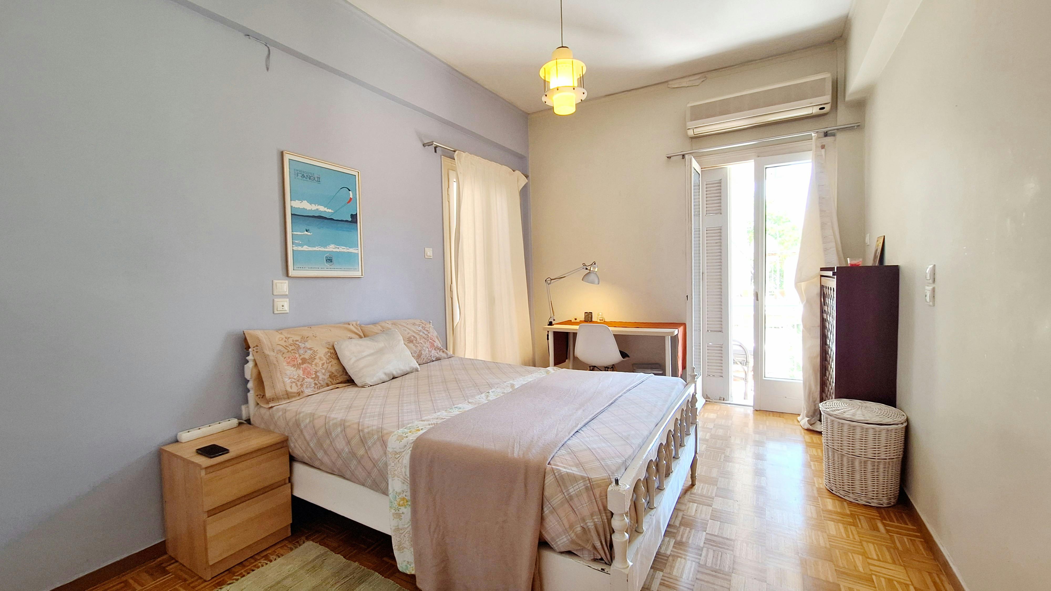 3is Septemvriou, Athens preview