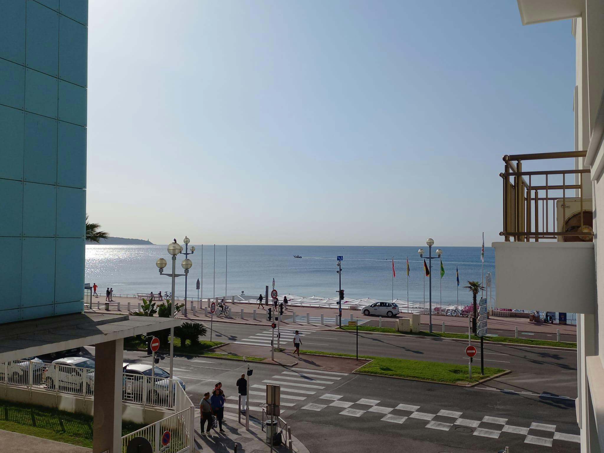 Apartment for rent for €890 per month in Nice, Rue Lenval