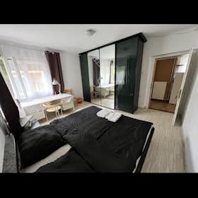 Private room for rent for €350 per month in Ljubljana, Cesta v Mestni log