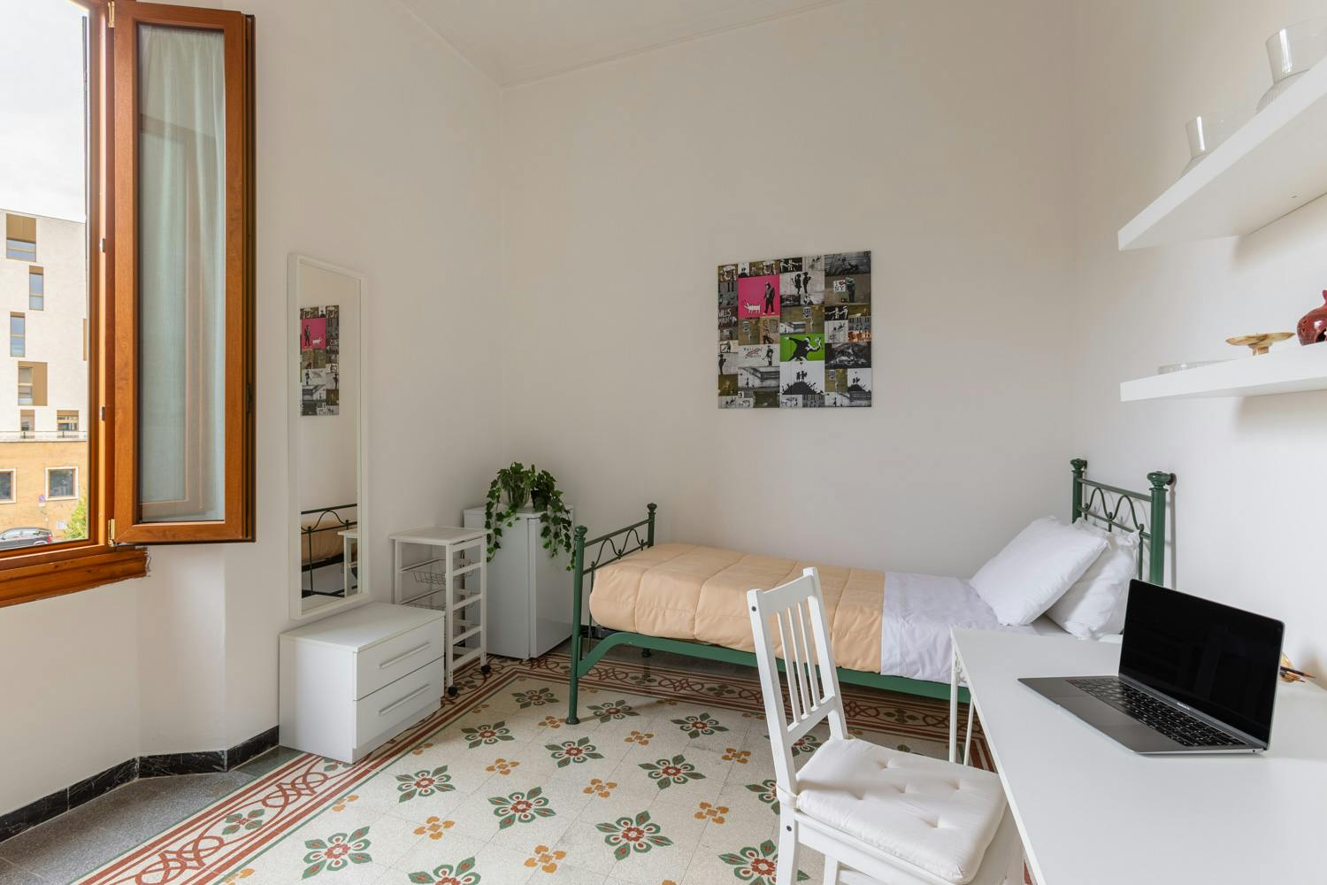 Private room for rent for €750 per month in Florence, Viale dei Cadorna