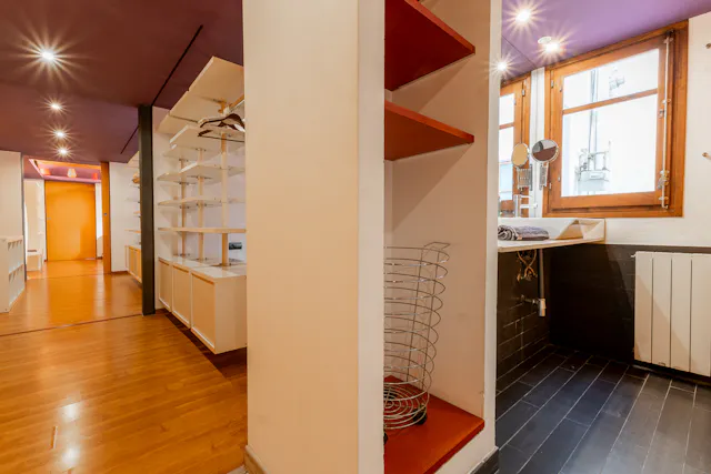2-Bedroom Apartment in Carrer dels Escudellers, Barcelona (746163) room image 10