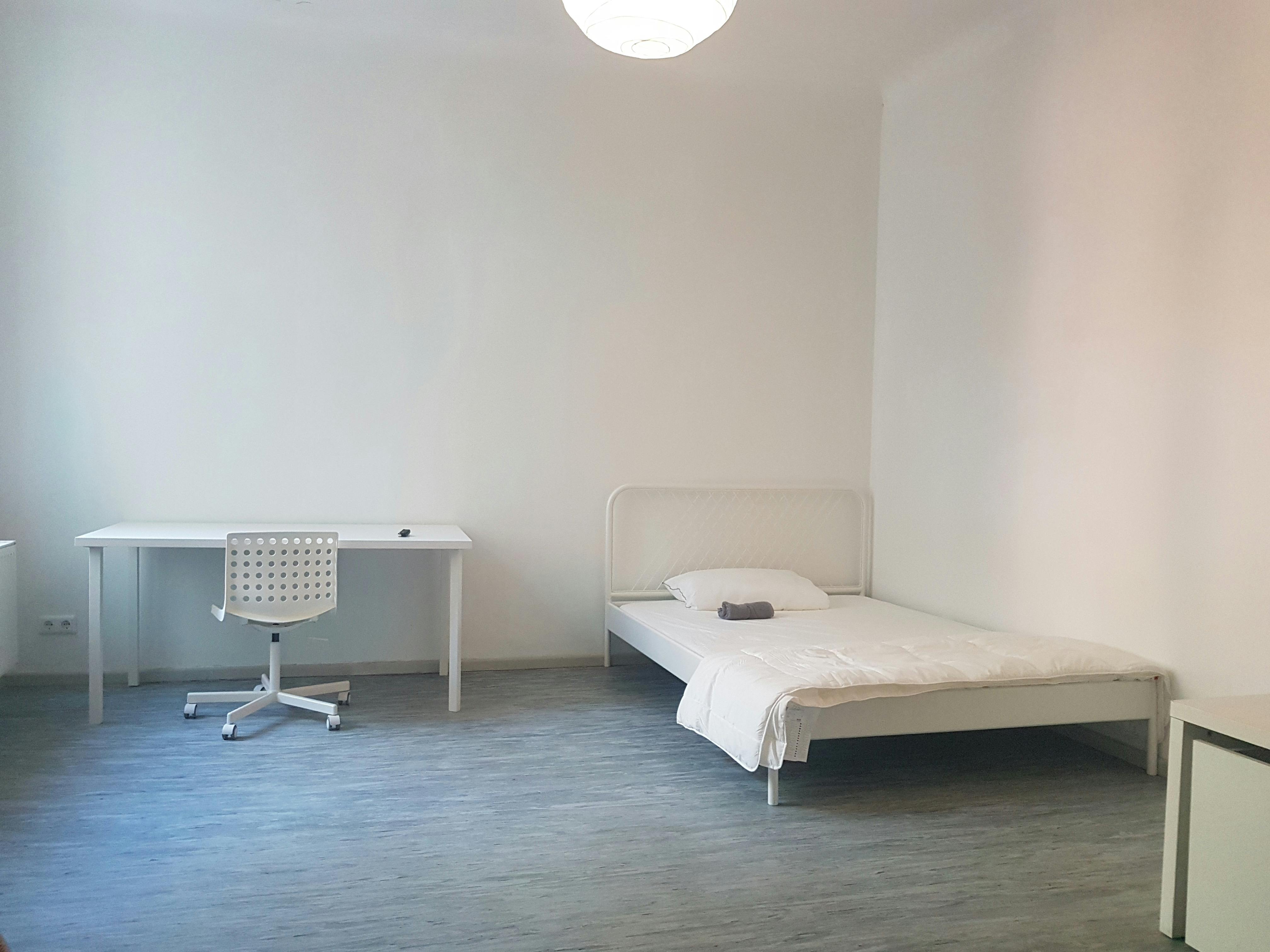 Privé kamer te huur voor € 650 per maand in Berlin, Wilhelminenhofstraße