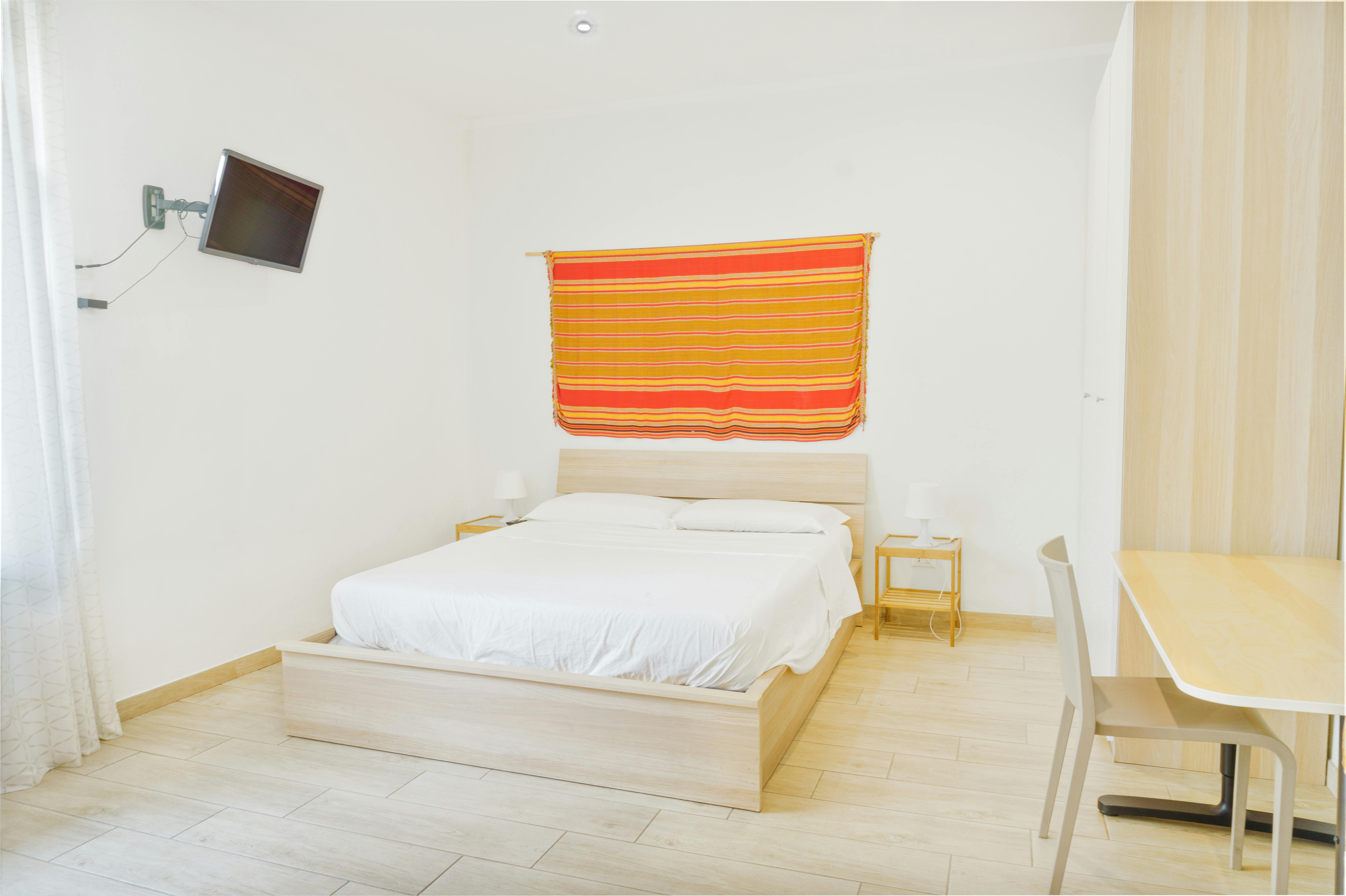 Appartement te huur voor € 1.600 per maand in Turin, Via Pietro Baiardi