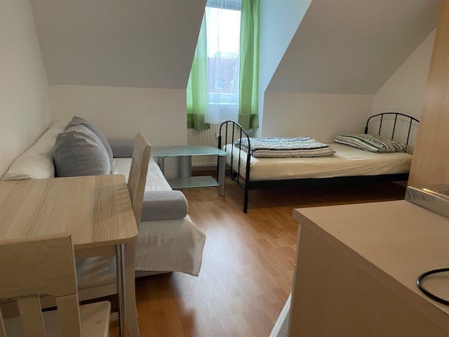 Apartment for rent for €950 per month in Munich, Lerchenauer Straße