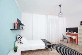 私人房间 正在以 €580 的月租出租，其位于 Rimini, Via Bastioni Settentrionali