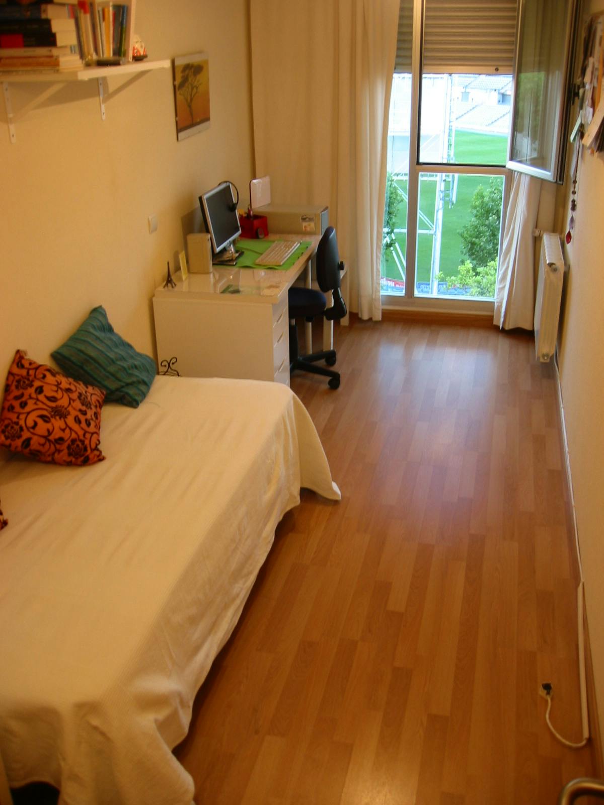 Отдельная комната сдается в аренду за 420 € в месяц в Getafe, Avenida Teresa de Calcuta