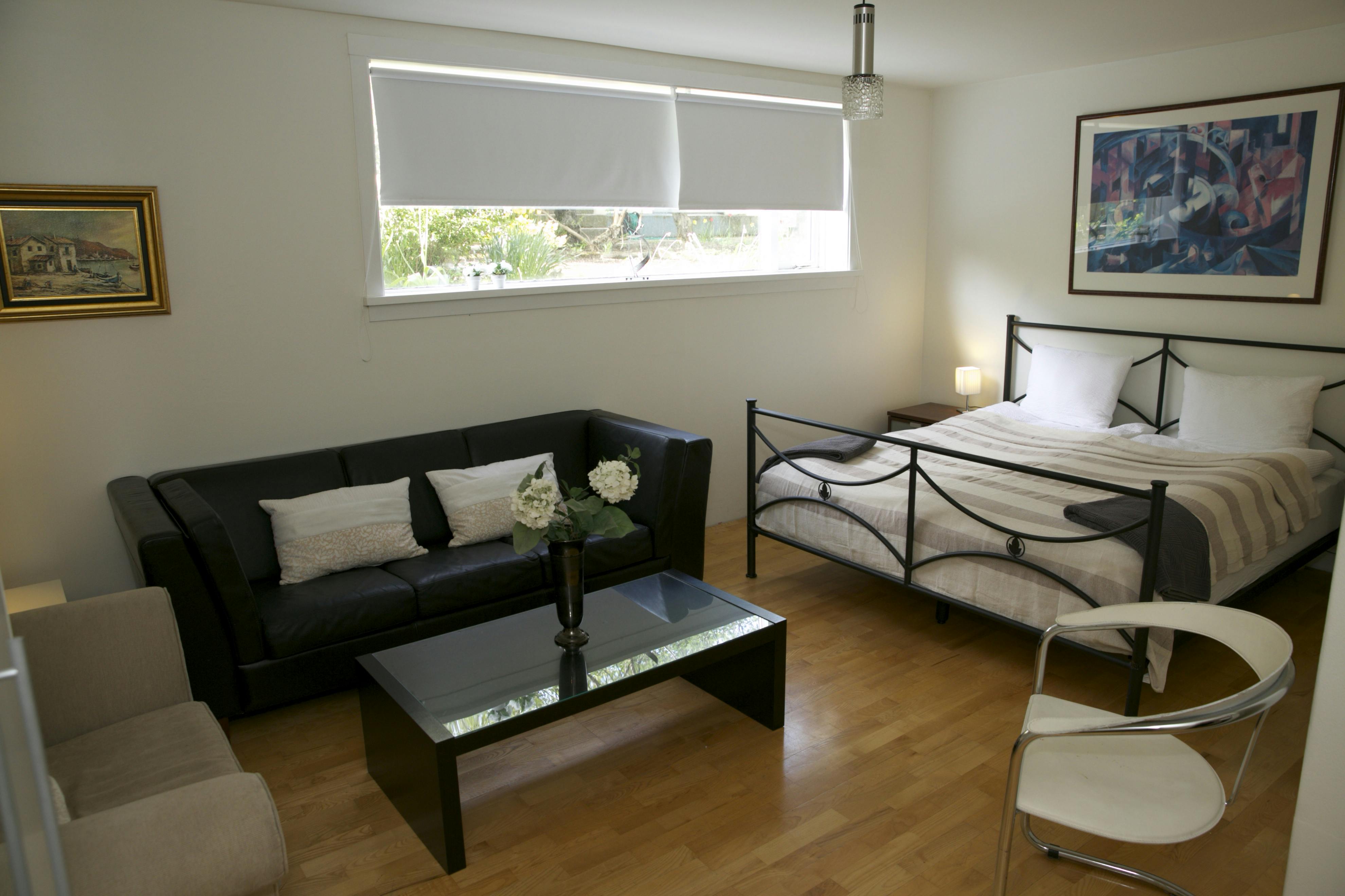 Отдельная комната сдается в аренду за 1 000 € в месяц в Reykjavík, Miðtún