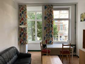 私人房间 正在以 €450 的月租出租，其位于 The Hague, Paul Krugerlaan