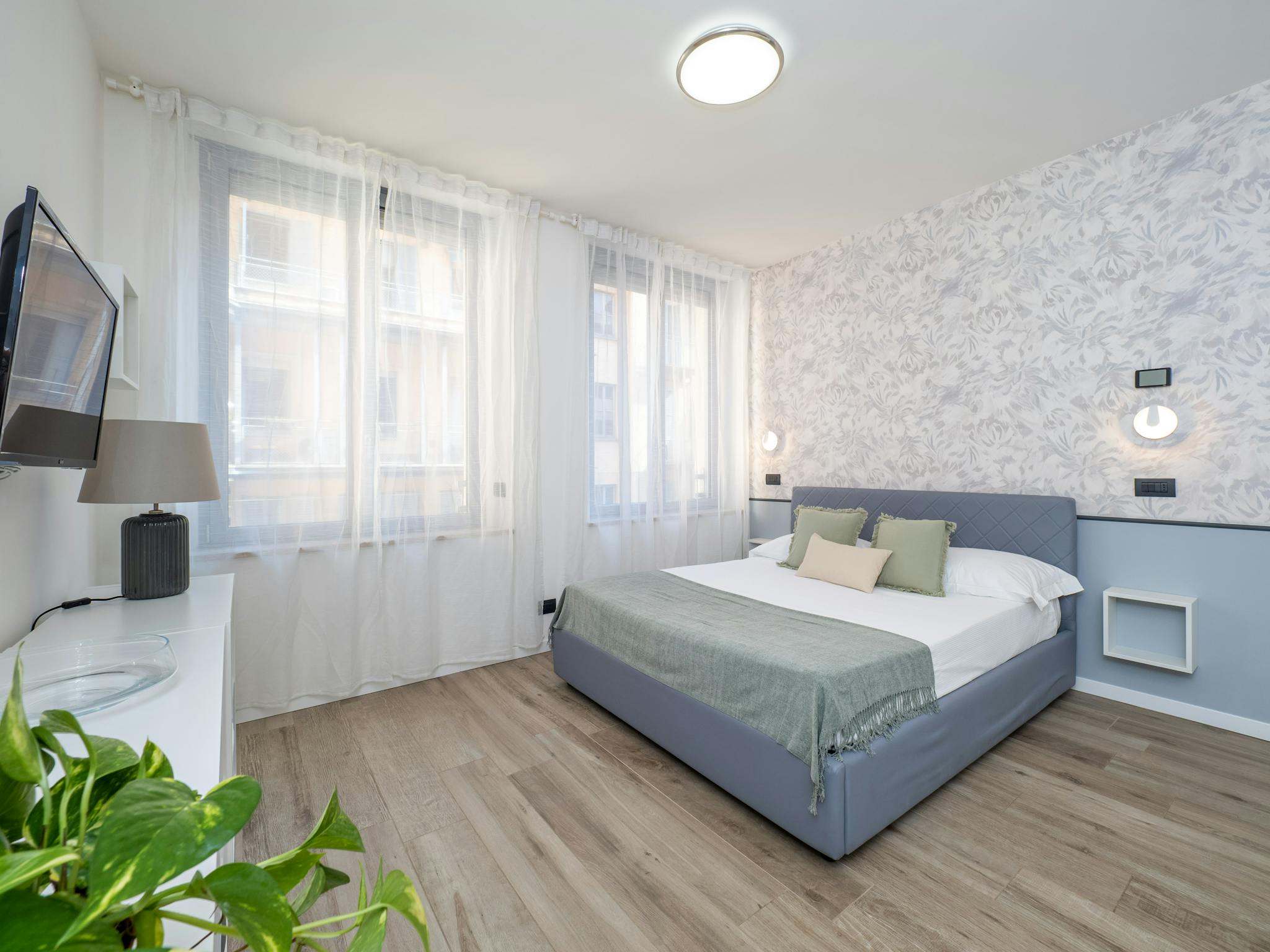 Piazzale Luigi Cadorna, Milan preview