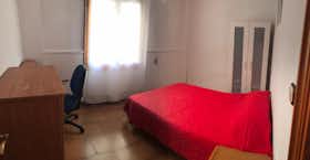 Privé kamer te huur voor € 250 per maand in Elche, Avenida Libertad