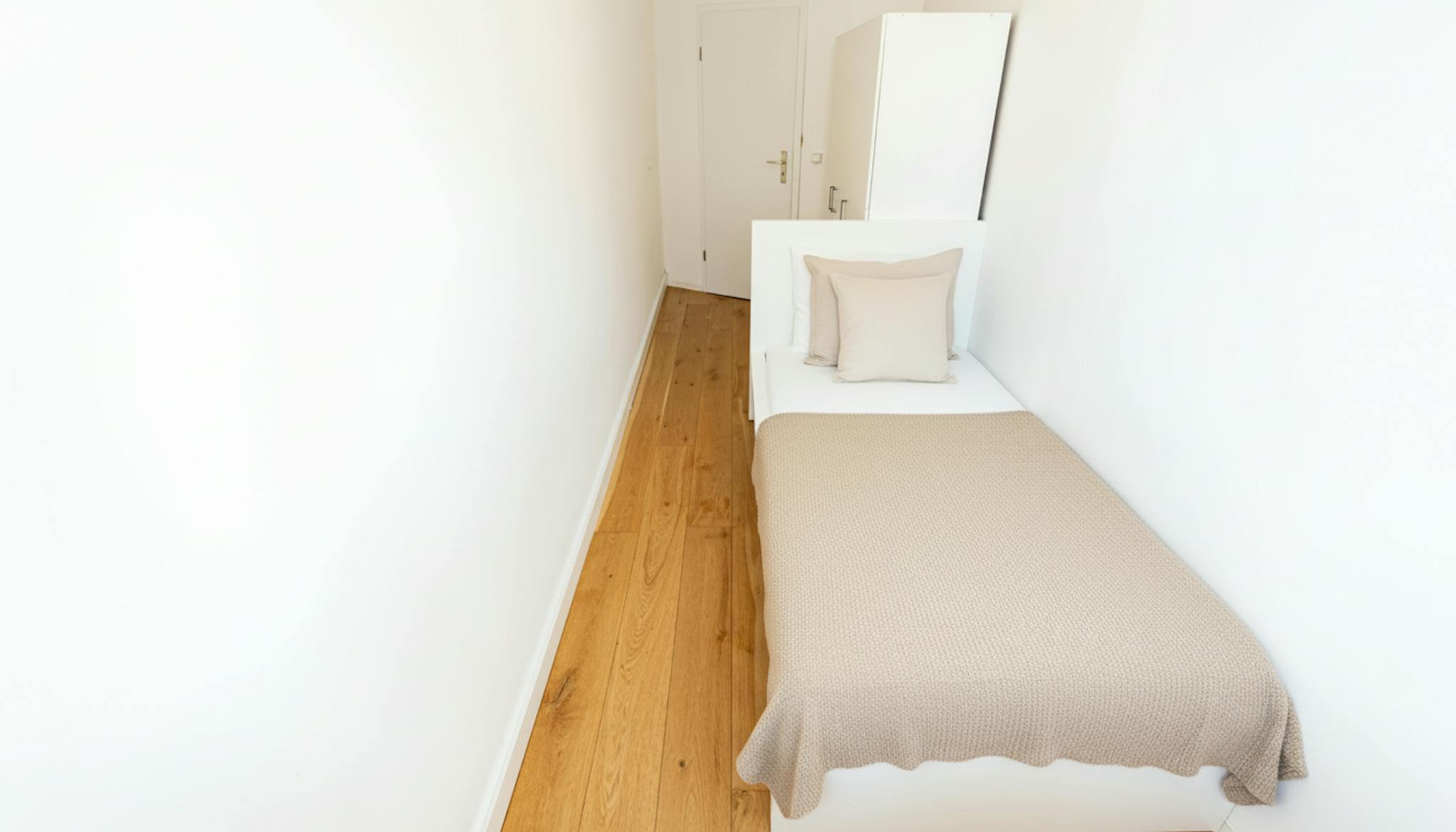 Schulstraße, Berlin preview