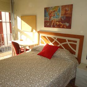 Private room for rent for €270 per month in Córdoba, Calle Alcalde Sanz Noguer