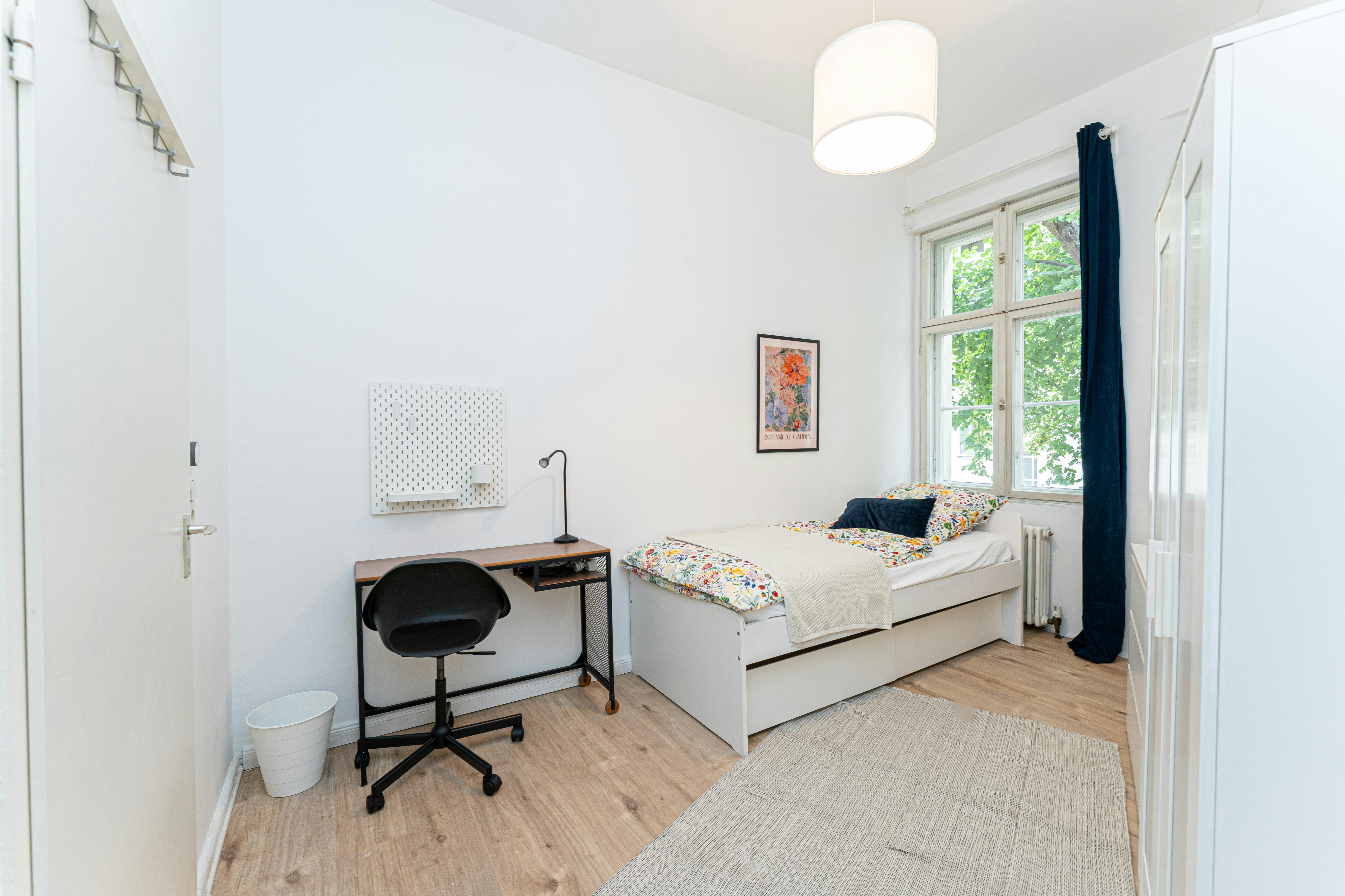 Lübbener Straße, Berlin preview