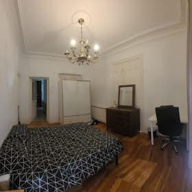 Private room for rent for €715 per month in Madrid, Calle de Torrecilla del Leal