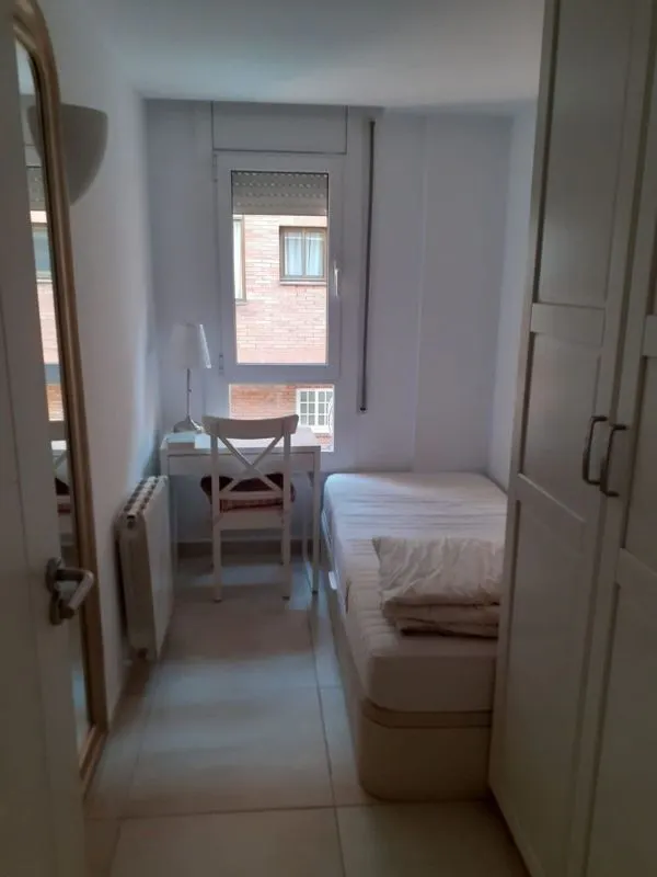 Private room in Carrer de Leiva, Barcelona (850088) room image 1