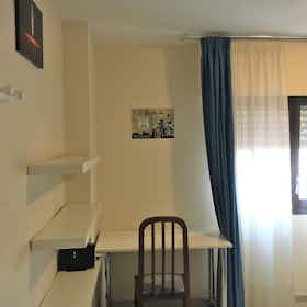 Private room for rent for €525 per month in Málaga, Plaza de Ronda