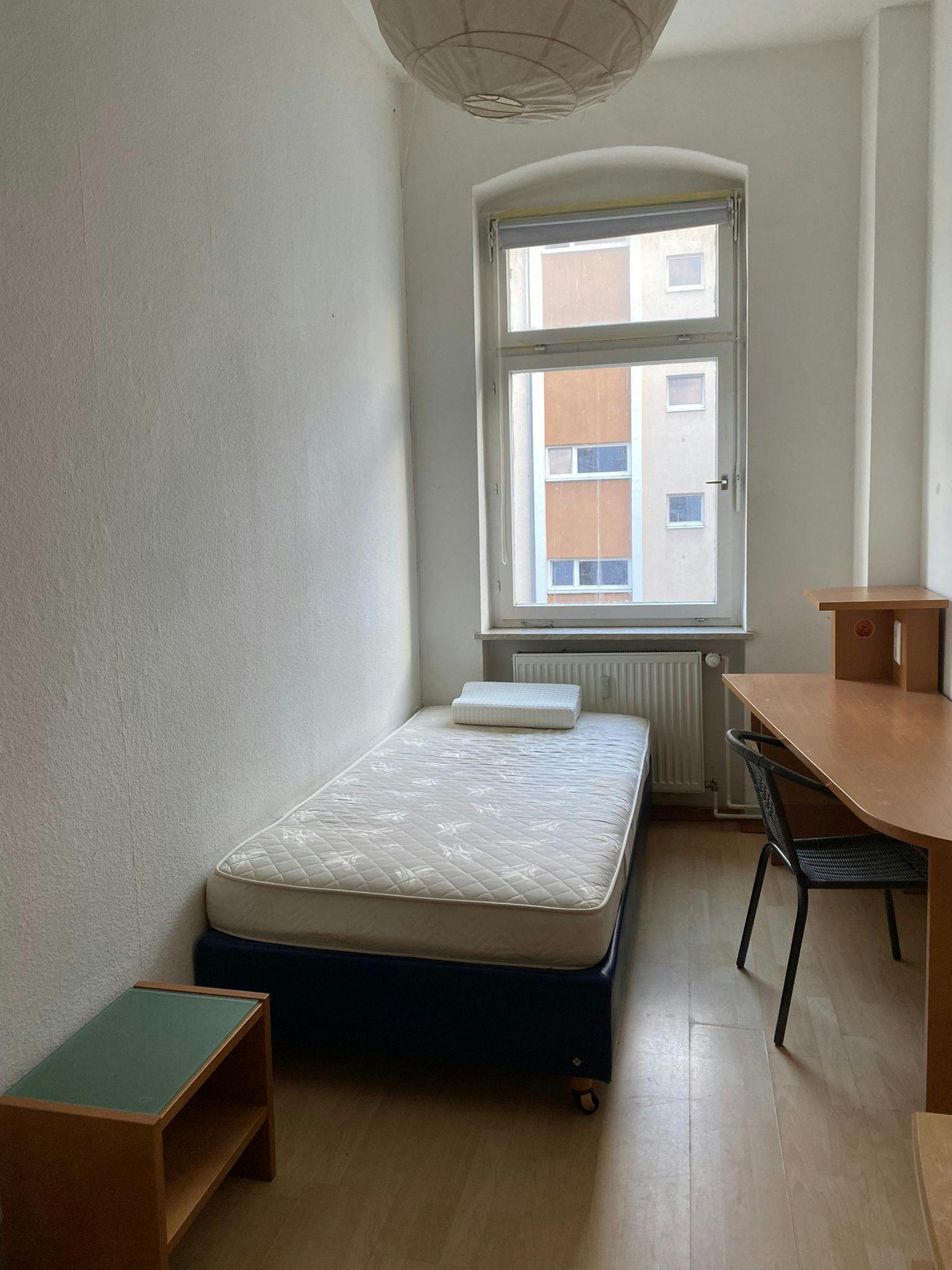 Silbersteinstraße, Berlin preview