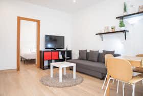 公寓 正在以 €1,500 的月租出租，其位于 Madrid, Calle de Quilichao