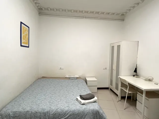 Private room in Carrer de Jonqueres, Barcelona (884218) room image 2