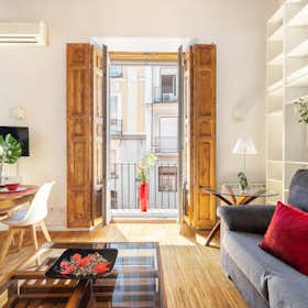 公寓 正在以 €1,595 的月租出租，其位于 Madrid, Calle de Atocha
