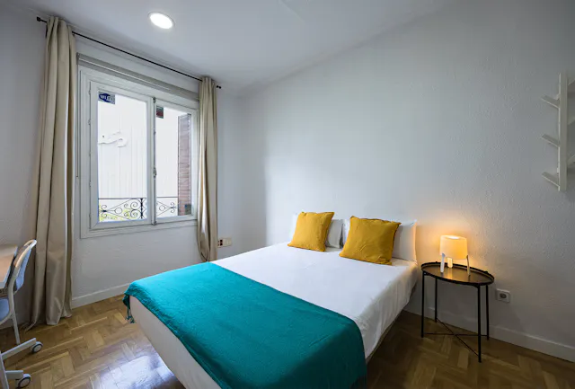 Private room in Calle de Alberto Aguilera, Madrid (893239) room image 1