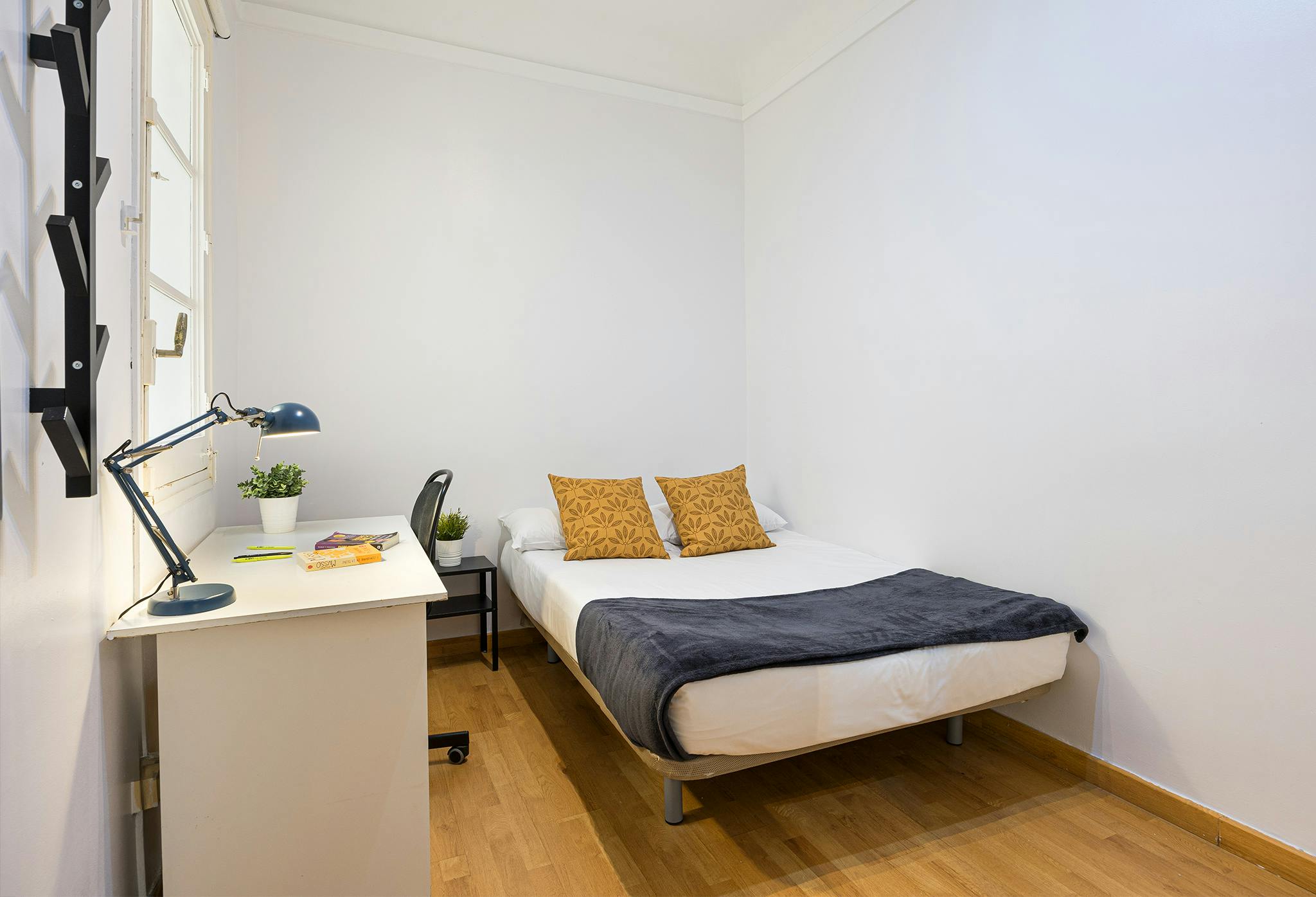 Calle Duque de Sesto, Madrid preview