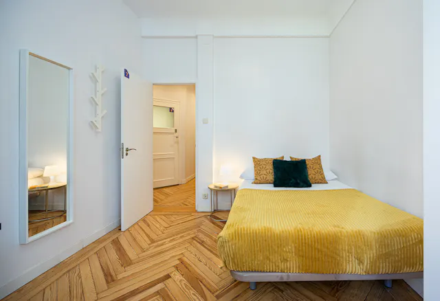 Private room in Calle Duque de Sesto, Madrid (901121) room image 2
