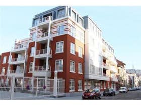 Lägenhet att hyra för 1 600 € i månaden i Etterbeek, Rue de Gerlache