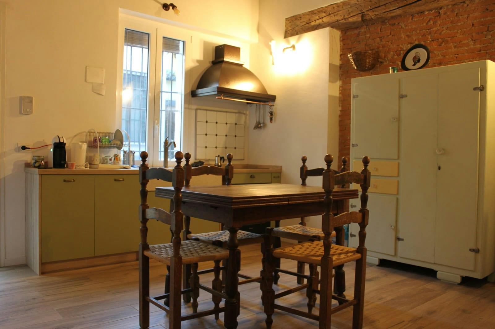 Studio for rent for €1,000 per month in Milan, Via Tofane
