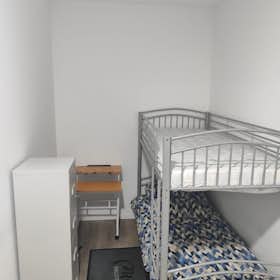 Shared room for rent for €300 per month in Berlin, Wilhelminenhofstraße