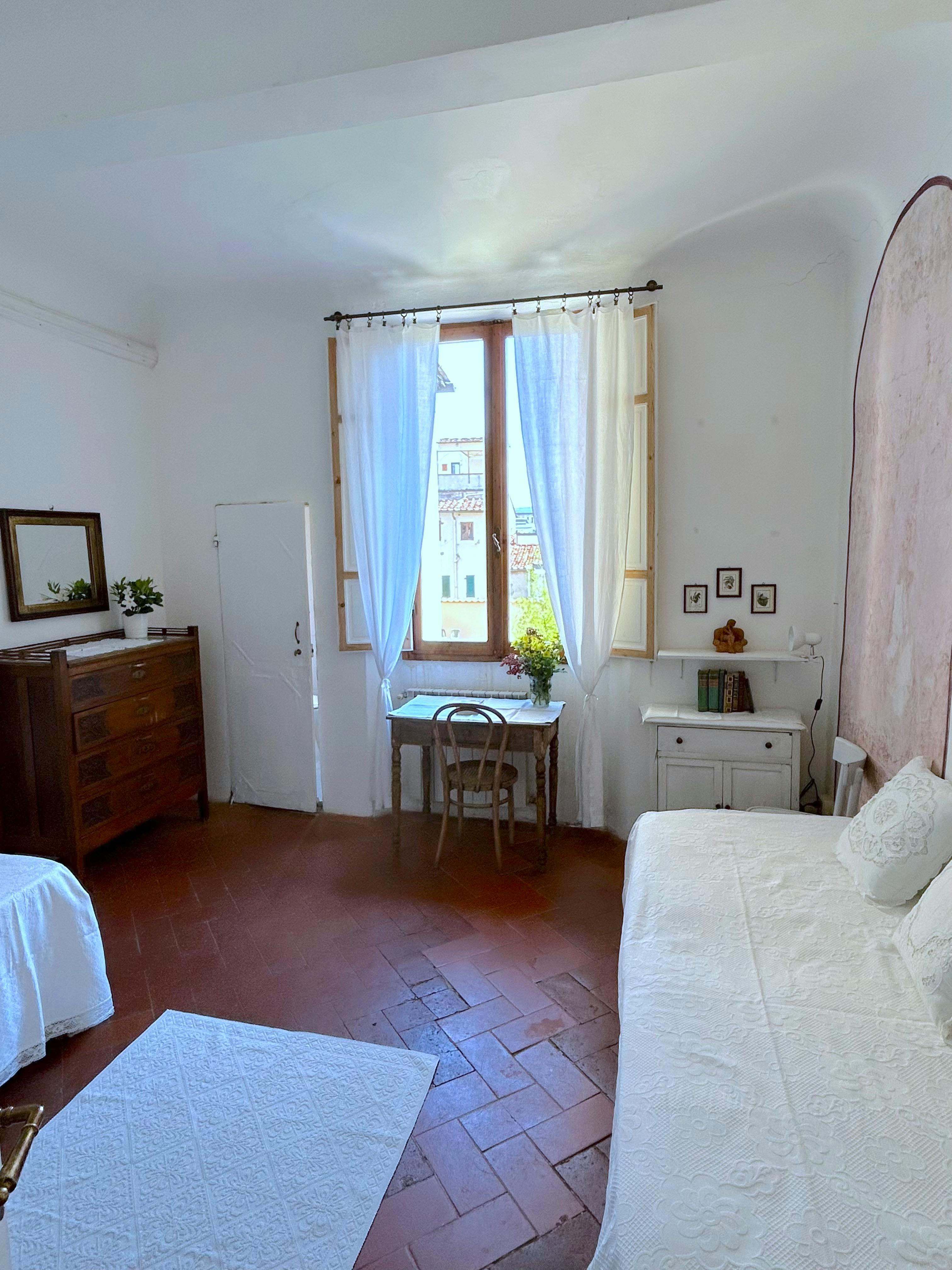 Piazza dei Ciompi, Florence preview