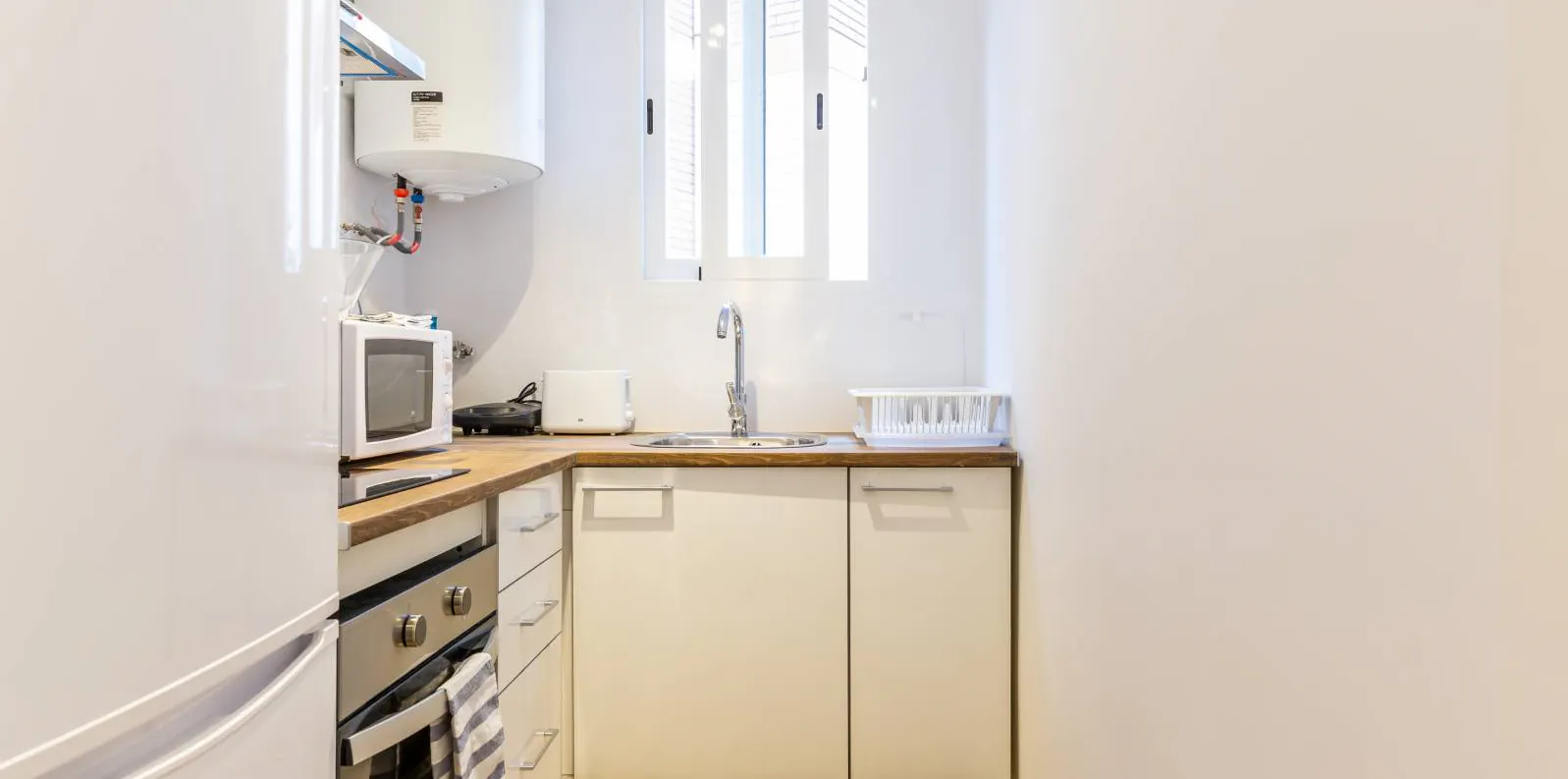 Private room in Carrer de l'Antiga Travessera, L'Hospitalet de Llobregat (927653) COMMON_AREA 4