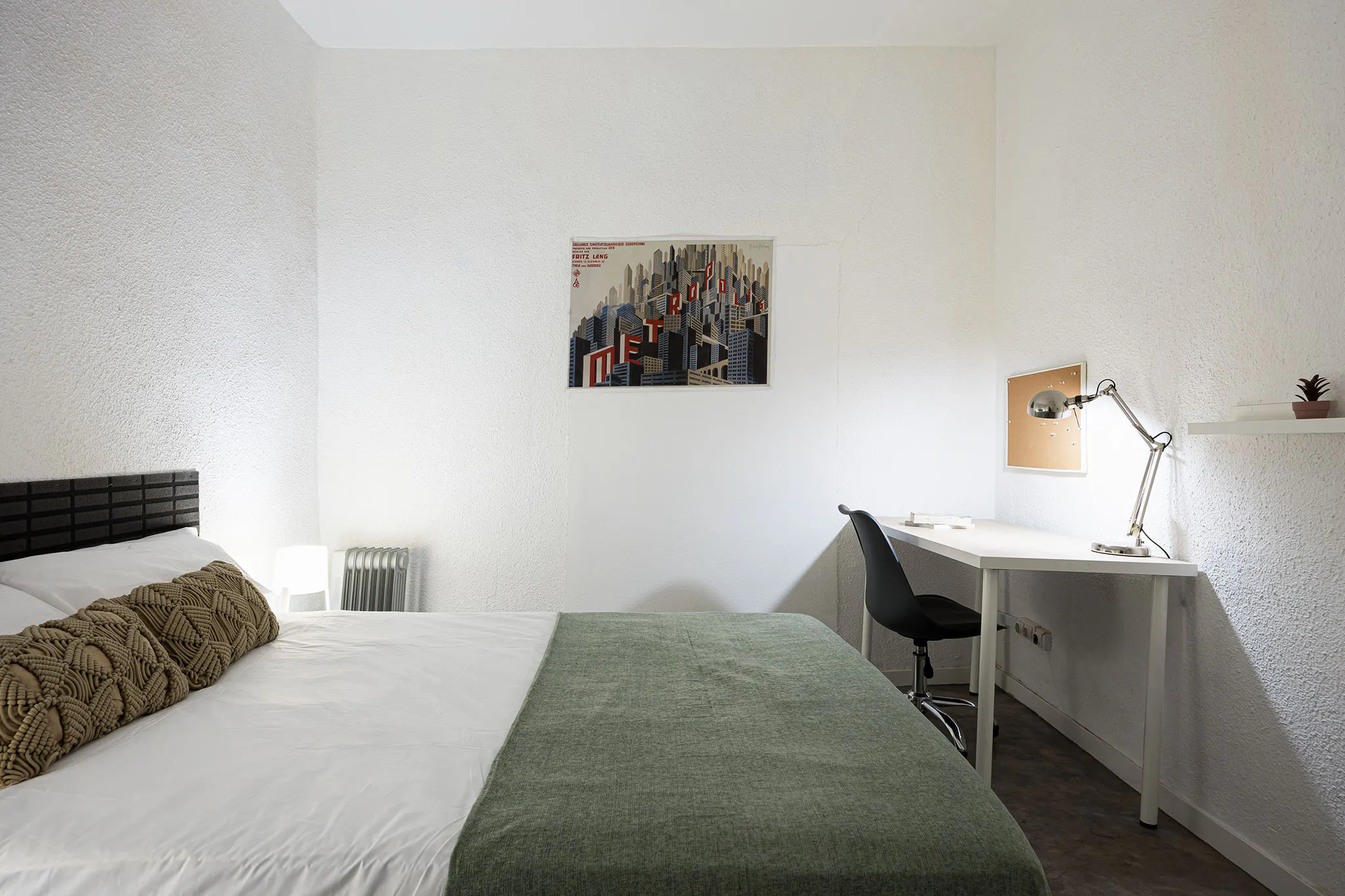 Private room in Calle de Noviciado, Madrid (931846) ROOM 2