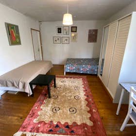 Отдельная комната сдается в аренду за 410 € в месяц в Tampere, Kortteentie