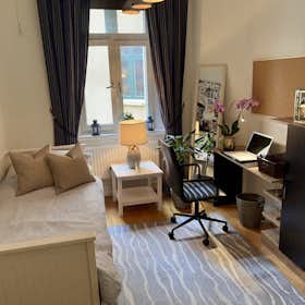 Private room for rent for SEK 7,379 per month in Göteborg, Majorsgatan