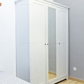 Private room for rent for €585 per month in Barcelona, Avinguda de la República Argentina