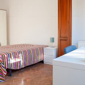 Private room for rent for €730 per month in Barcelona, Carrer d'Aribau