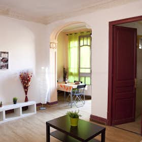 Private room for rent for €575 per month in Barcelona, Carrer de Roger de Flor