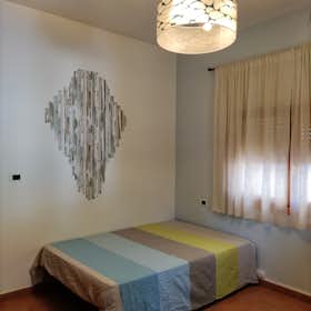 Private room for rent for €325 per month in Murcia, Calle Nuestra Señora del Paso