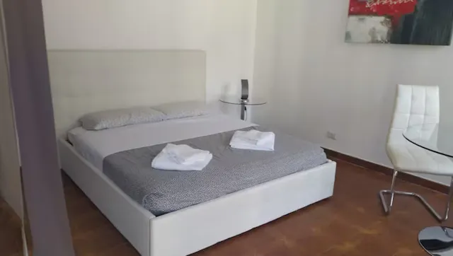 1-Bedroom Apartment in Via Giovanni Camerana, Turin (962014) room image 2