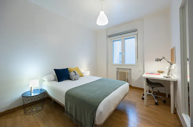Private room in Calle Núñez Morgado, Madrid (967538) room image 1